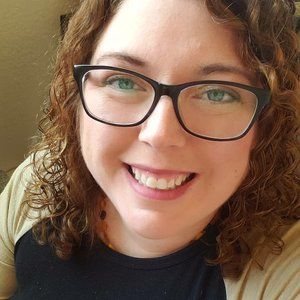 Meet your Posher, Kelli